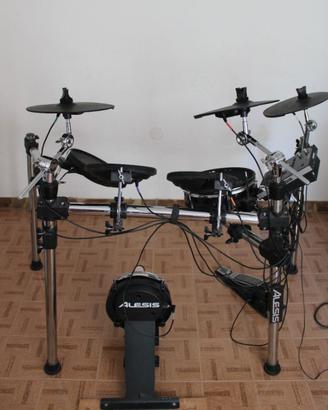 Batteria elettronica Alesis Command Kit