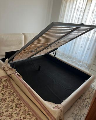 Letto matrimoniale a cassettone