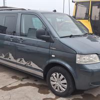 Volkswagen Caravelle T5