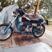 Moto d'epoca Aermacchi Harley-Davidson 350 NE