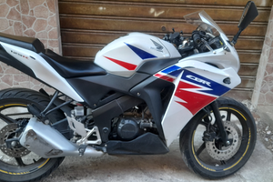 Honda cbr 125