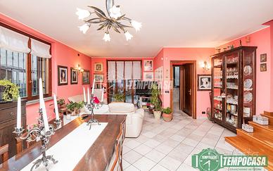 Villa su quattro livelli!