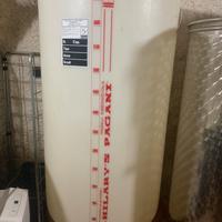 Botte in acciaio, filtro e diraspatrice
