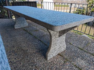 tavolo sasso  serizzo.  