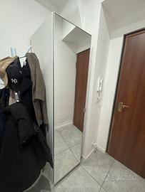 Mobile ikea pax specchio