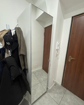 Mobile ikea pax specchio