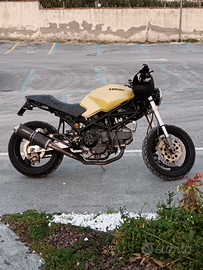 Ducati Monster 900