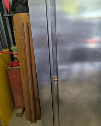 Armadio acciaio inox