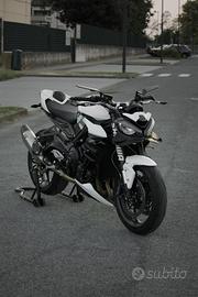 Triumph Street Triple 765 R depo a libretto (35kw)