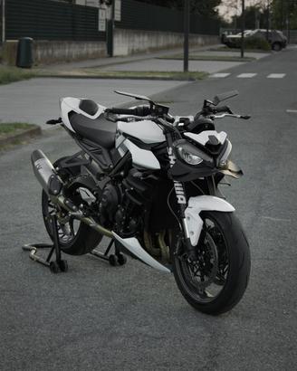 Triumph Street Triple 765 R depo a libretto (35kw)
