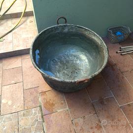 recipiente antico in rame