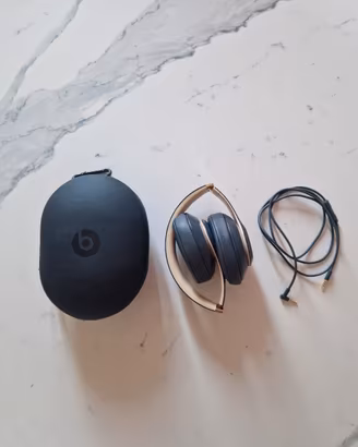 CUFFIE BEATS STUDIO 3