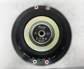 Subwoofer pioneer
