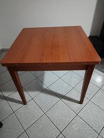 tavolo in legno 