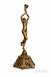 Scultura Donna in Ottone Dorato – Stile Art Déco 