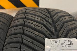 4 pneumatici nuovi, Michelin