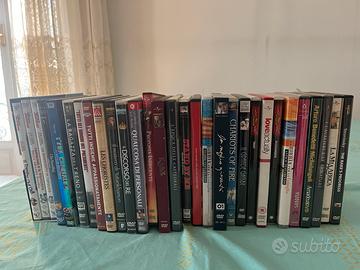 Lotto DVD film e cartoni circa 30 titoli