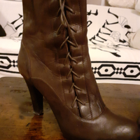 Stivaletti marroni tacco alto