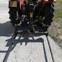 Attrezzature per trattore