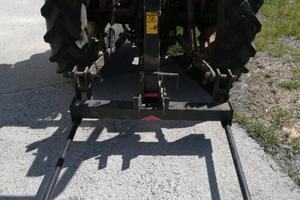 Attrezzature per trattore