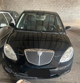 Ricambi usati Lancia Ypsilon 1.4 benzina 350A1000