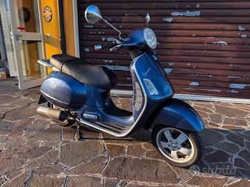 Piaggio Vespa 200 L
