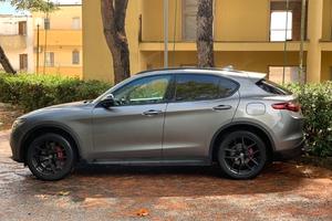 Alfa Romeo Stelvio 2.2 JTDm B-Tech 190 cv Q4