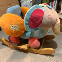 Elefante a dondolo Nattou