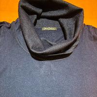 Pullover lungo con collo ad anello