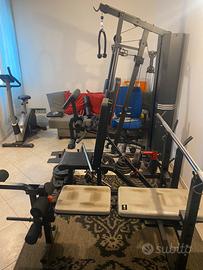 Attrezzi palestra