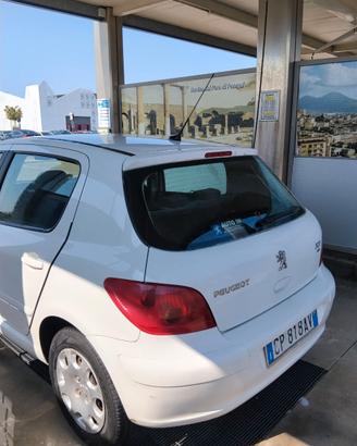Auto unico proprietario