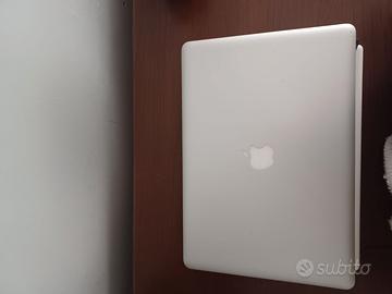 macbook pro 2010 schermo completo