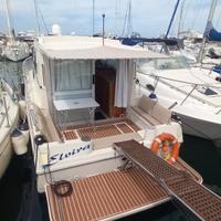 Cabinato a motore DC 8