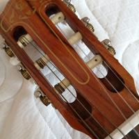 Chitarra acustica