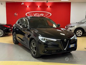 Alfa Romeo Stelvio 2.2 Q4 210 CV "TI" TETTO