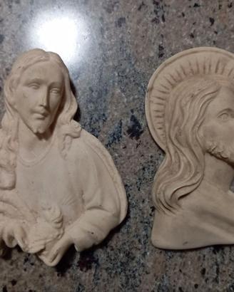 Coppia di antiche sculture in alabastro