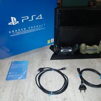 Playstation 4 + 2 controller + base di ricarica