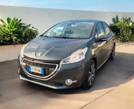 Peugeot 208 1.4 HDi 68 CV 5 porte Allure