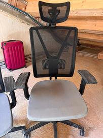 Sedie per ufficio, scrivania