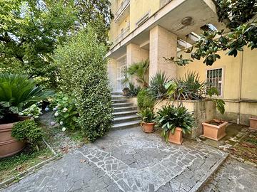 Appartamento Roma [Cod. rif 3165064VRG] (Parioli)