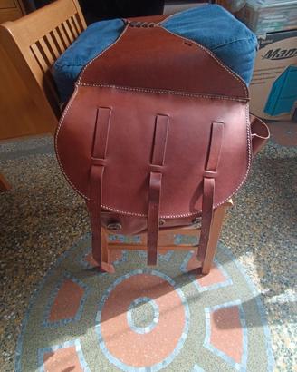 Borse da cavallo artigianali, prodotte a Tolfa