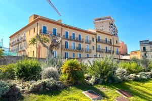 Trilocale nuovo con vista mare al Molo Sant'Erasmo