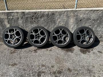 Cerchi in lega alfa giulietta 18