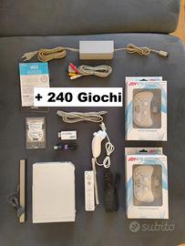 Nintendo Wii con 240 Giochi, 2 Telecomandi e HDMI