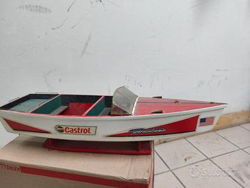 modellino motoscafo 