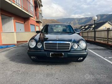 MERCEDES BENZ E200 ( 1996) elegance - impianto GPL