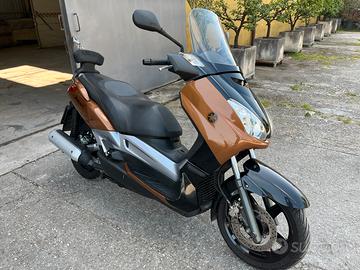 Yamaha xmax 250 - unico, da vedere