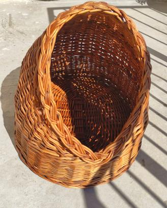 Cuccia in vimini vintage per gatti o piccoli cani