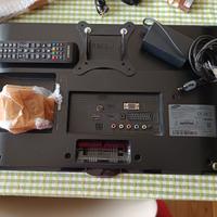 TV Samsung T24E390EX 25 pollici (54x32cm)