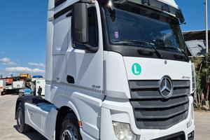 Mercedes Actros 1848 in ADR